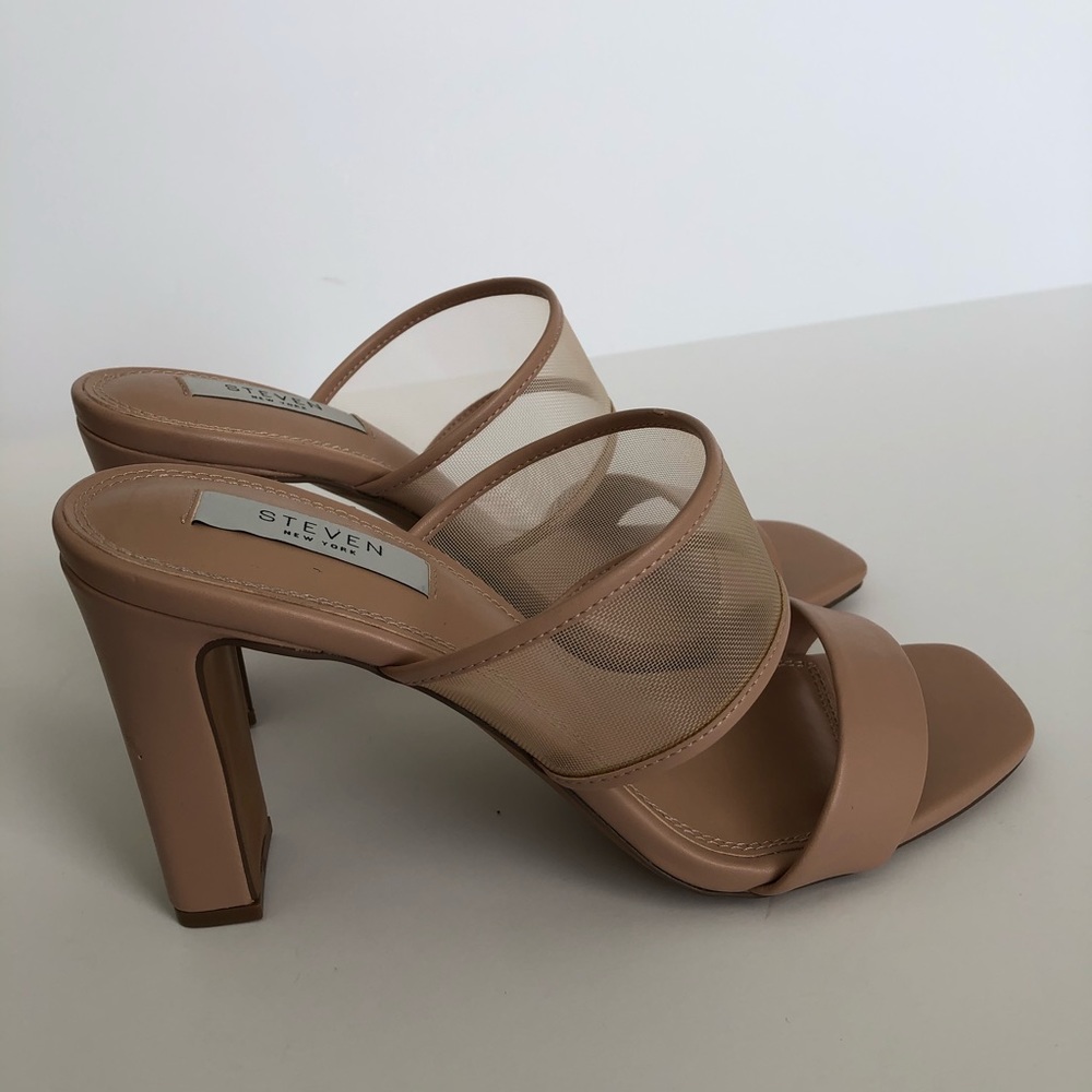 STEVEN Jessi New York Nude Square Toe Sandals - 8.5